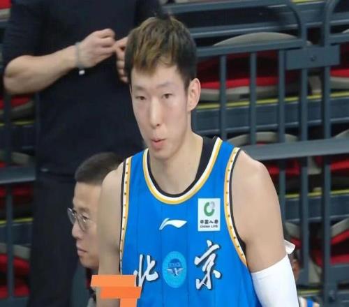 曼联早布局,埃德森,去年报价直,AG真人官网,AG真人入口,AG真人平台,AG真人官方